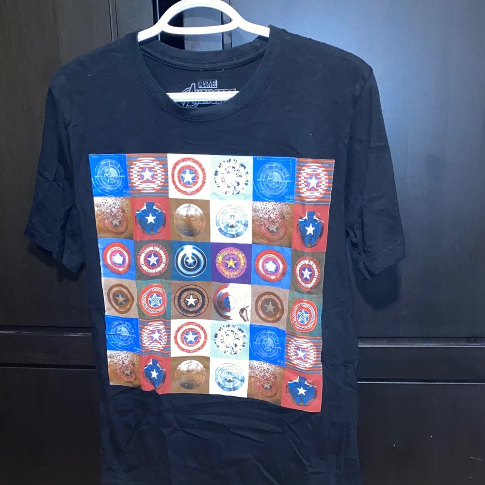 Marvel Black T-Shirt with Colorful Captain America Shield Pattern